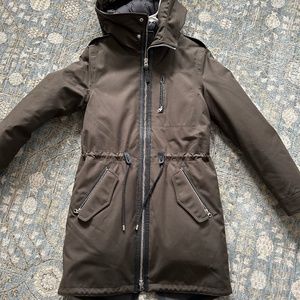 Mackage Women’s xxs army green heavy down jacket